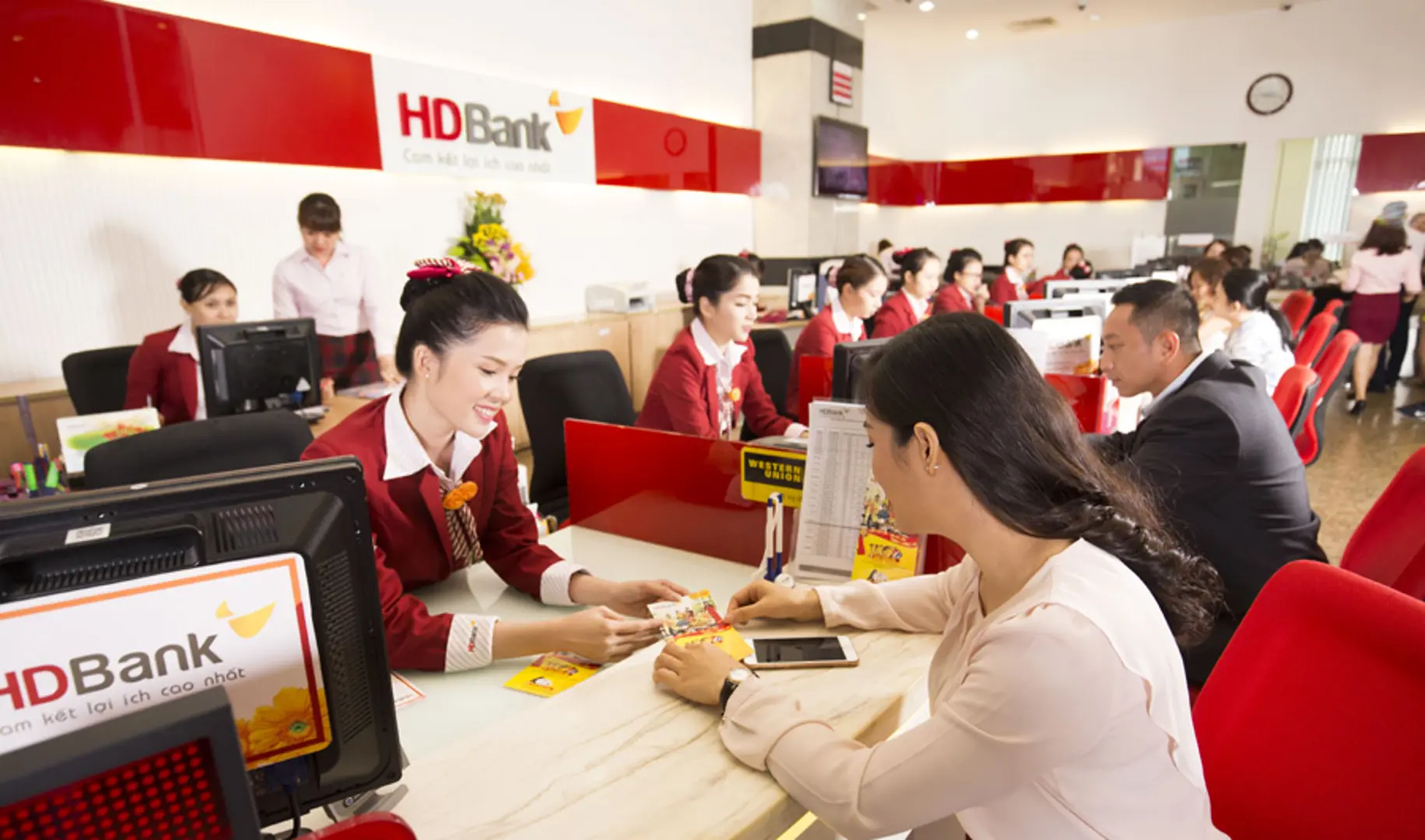 HDBank dự kiến chia cổ tức tới 35%