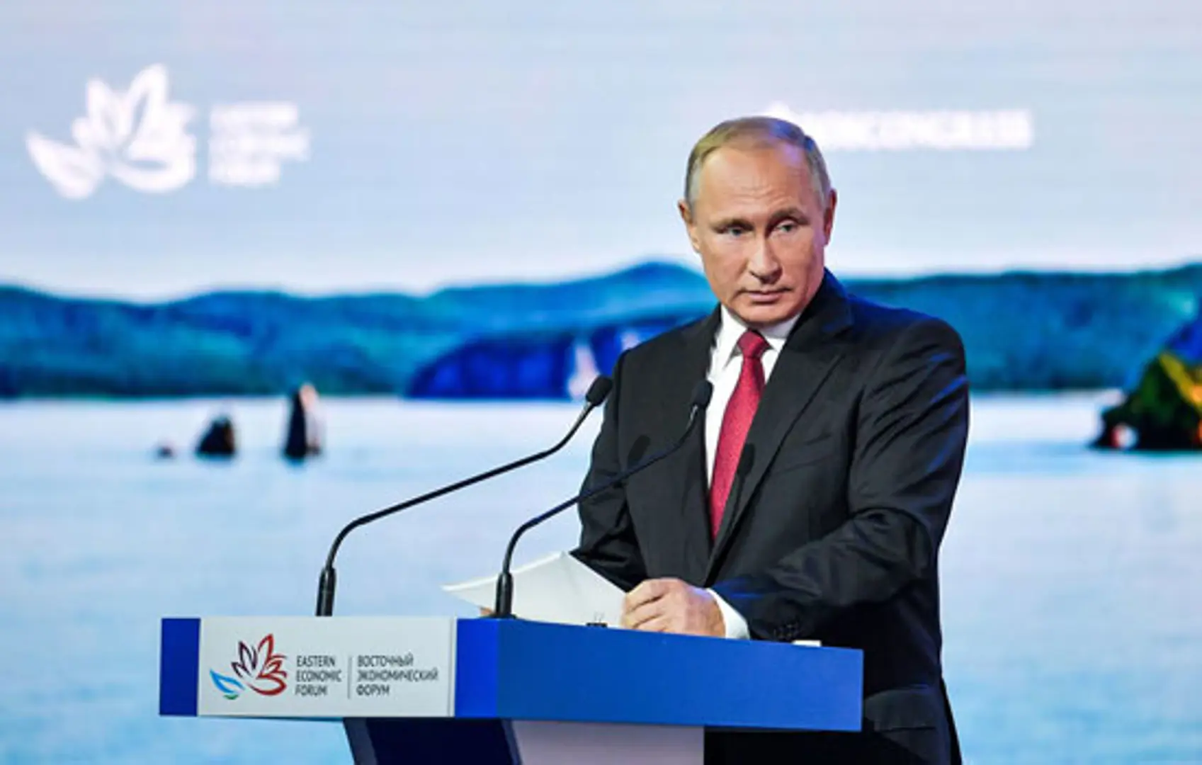 Tổng thống Putin tiết lộ 2 nghi phạm vụ Skripal là dân thường