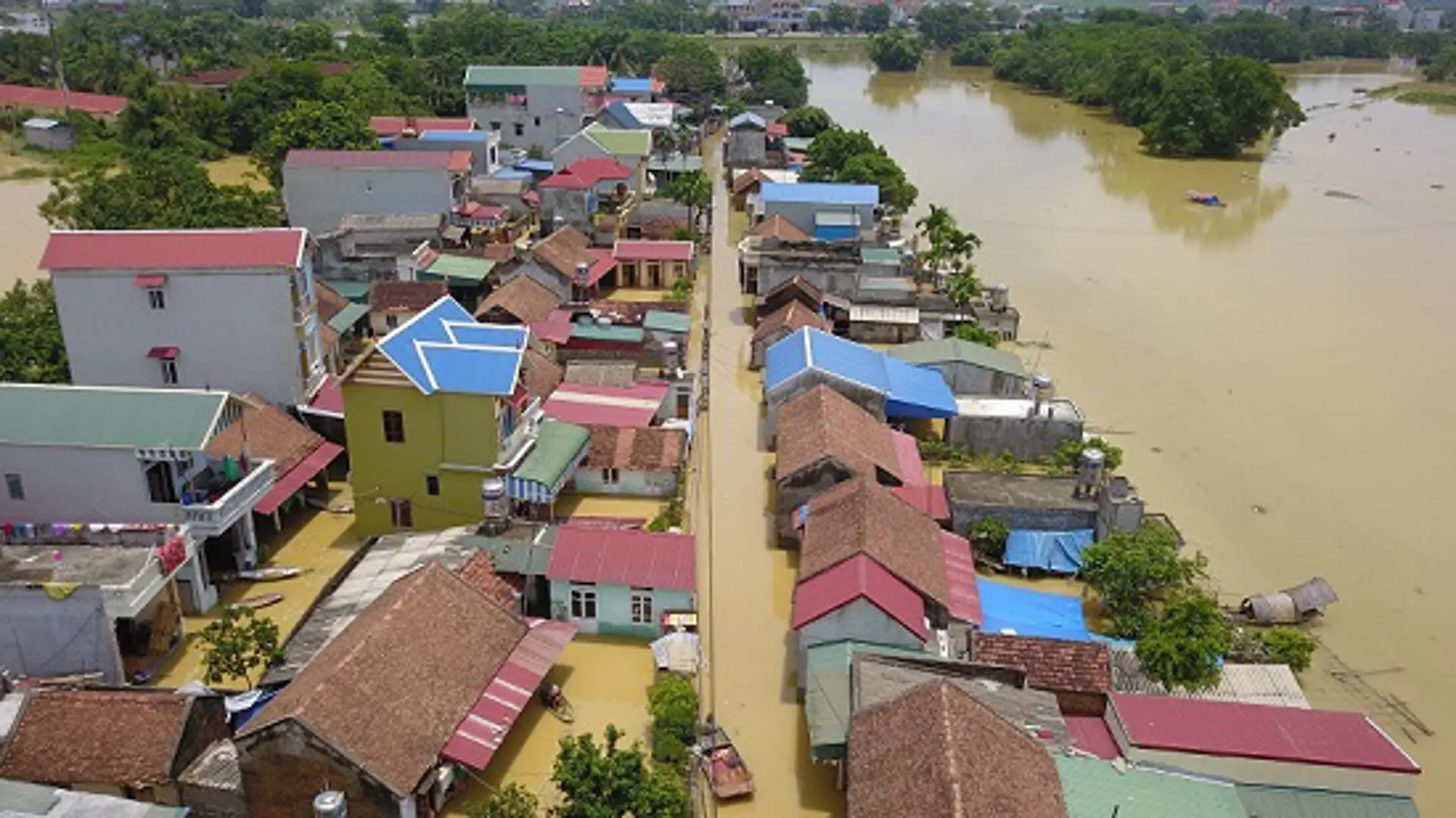 Ngập lụt ngoại thành Hà Nội: Tìm giải pháp cho vùng rốn lũ