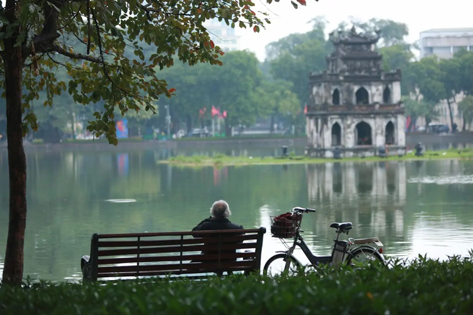 Hà Nội yên bình, êm đềm trong ngày đầu tiên năm Canh Tý 2020