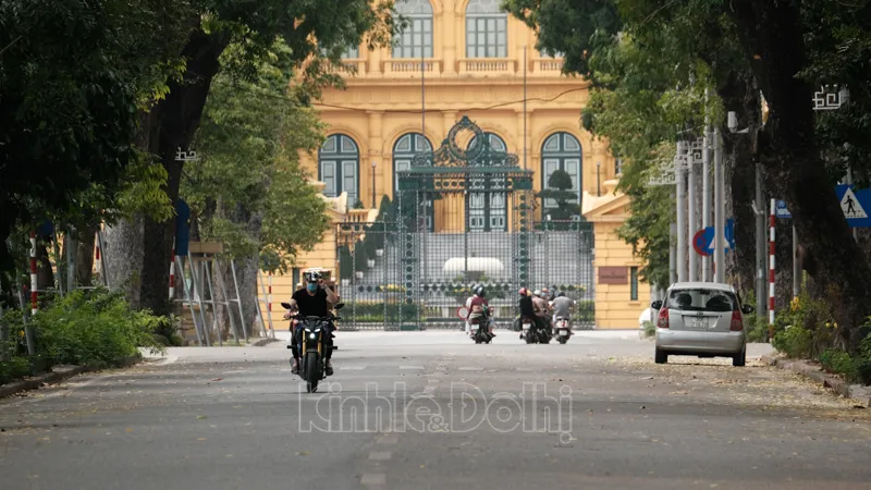 Tiếp tục cách ly xã hội sau 15/4 - 1