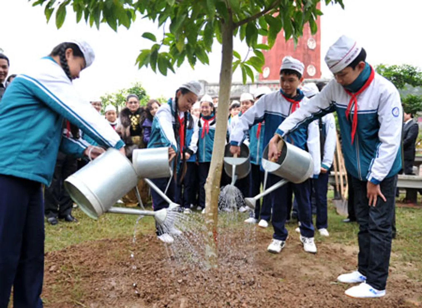 “Tết trồng cây đời đời nhớ ơn Bác Hồ” Xuân Mậu Tuất năm 2018