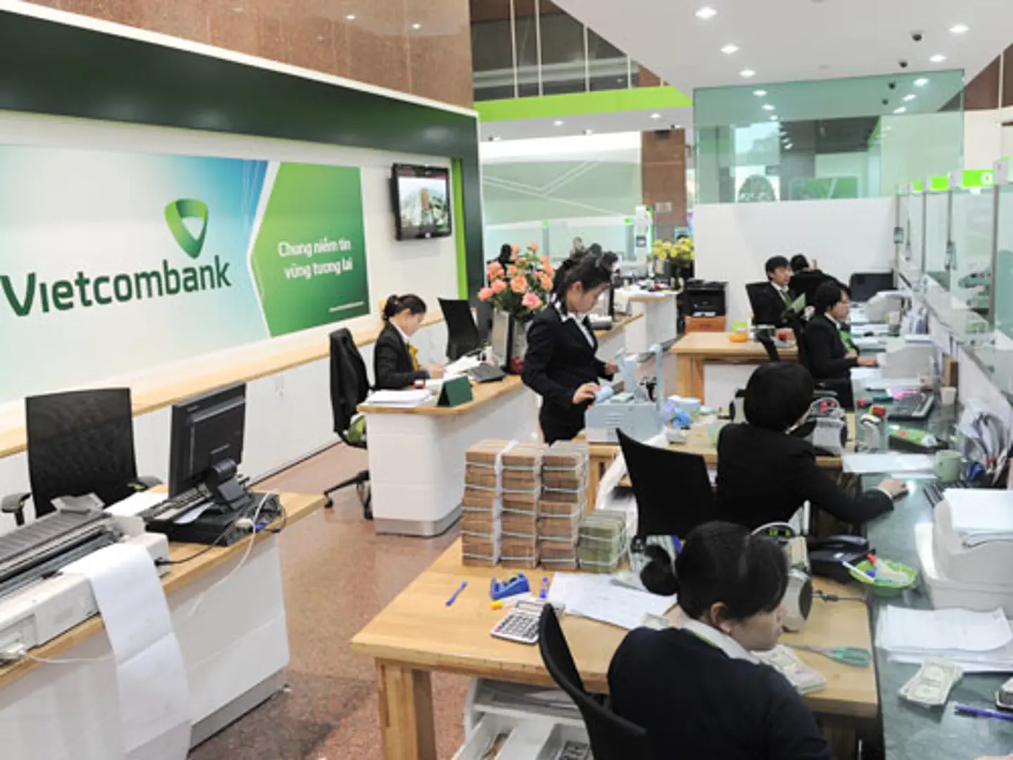 Vietcombank tiên phong giảm lãi suất cho vay năm 2018