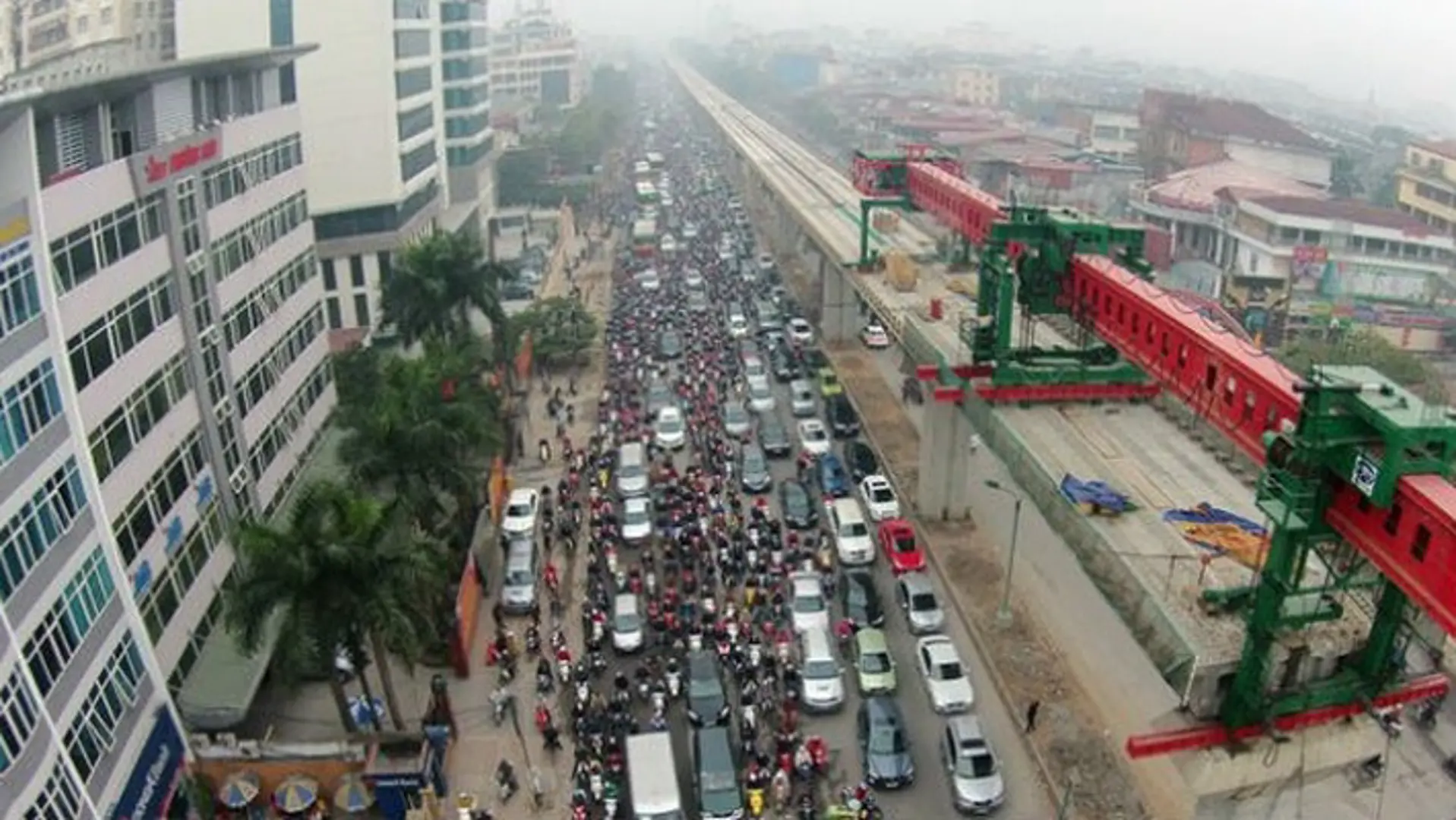 Di dời trường học, bệnh viện, cơ sở ô nhiễm khỏi nội đô: Cần lộ trình cụ thể