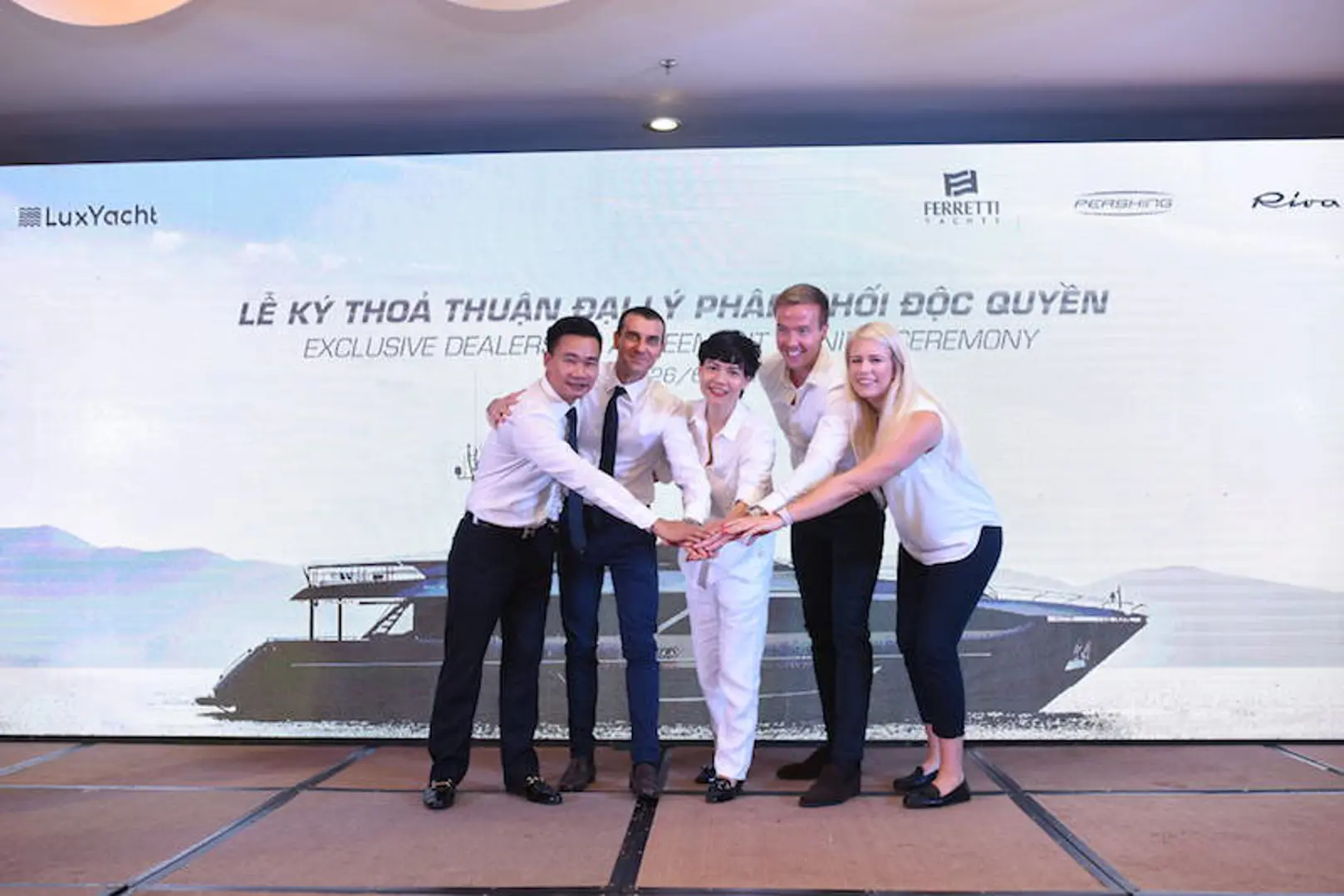 LuxYacht trở thành nhà phân phối độc quyền du thuyền siêu sang của Ferretti tại Việt Nam