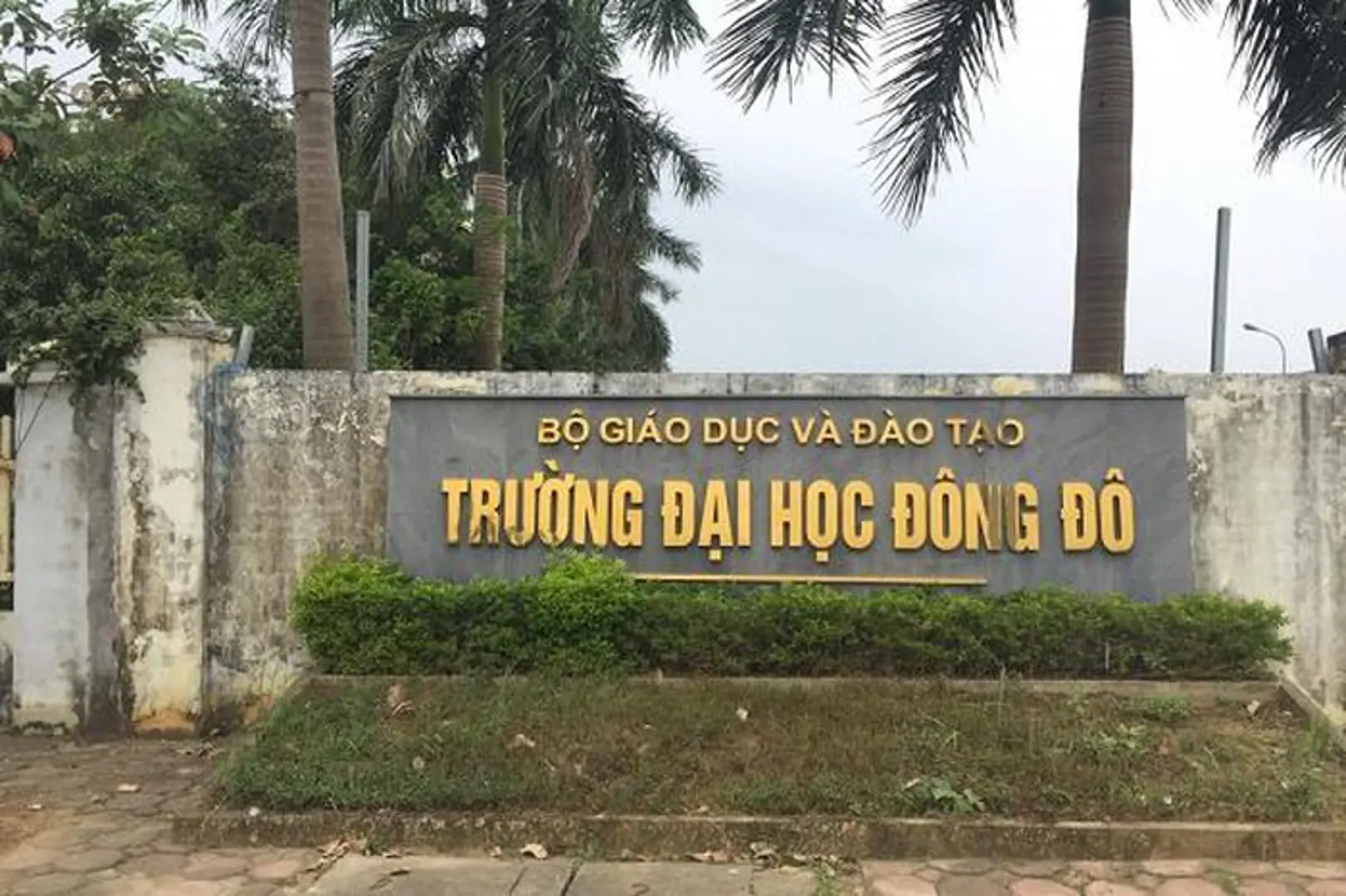 Đại học Đông Đô đào tạo “chui”: Học viên như “ngồi trên đống lửa”