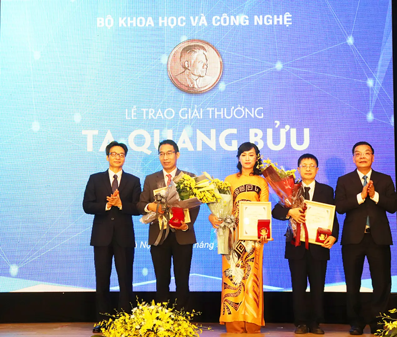 3 nhà khoa học xuất sắc nhận Giải thưởng Tạ Quang Bửu 2019