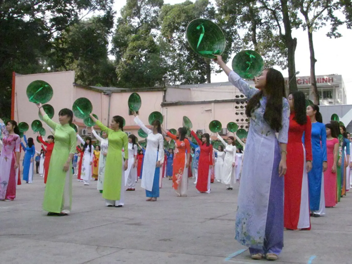 TP Hồ Chí Minh: Tạm hoãn Lễ hội Áo dài lần thứ 7 để phòng chống dịch Covid-19