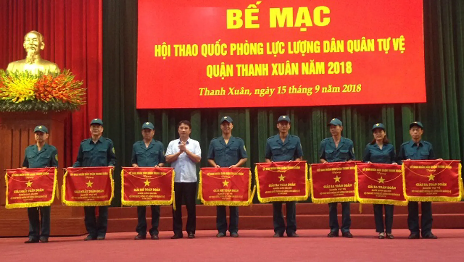 Bế mạc hội thao quốc phòng lực lượng dân quân tự vệ quận Thanh Xuân