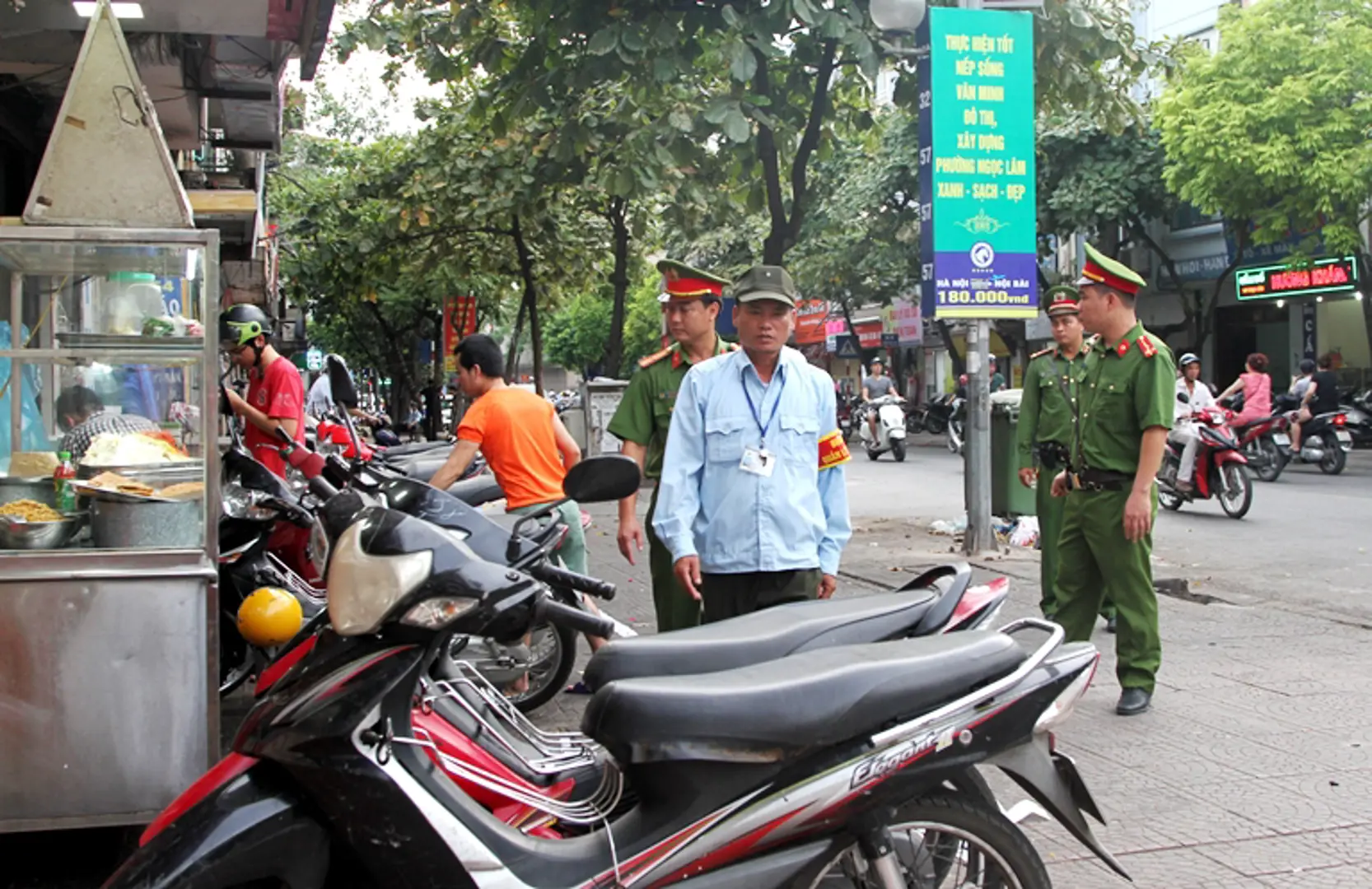 Trật tự đô thị tại quận Long Biên: Chuyển biến rõ nét