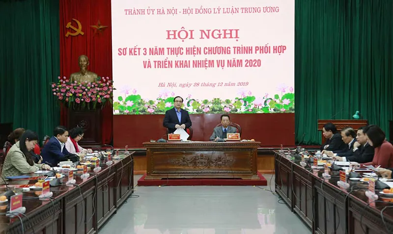 Thành ủy Hà Nội và Hội đồng Lý luận Trung ương: Tăng cường phối hợp để triển khai nhiệm vụ năm 2020