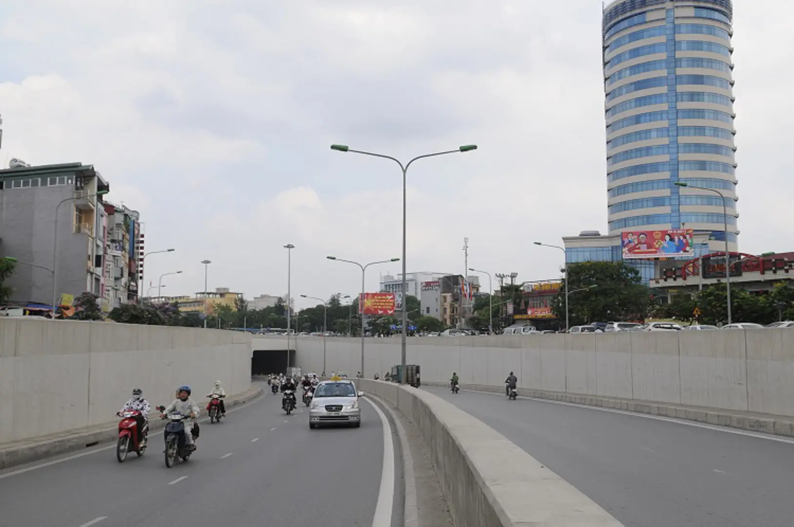 Hầm chui Kim Liên có an toàn?