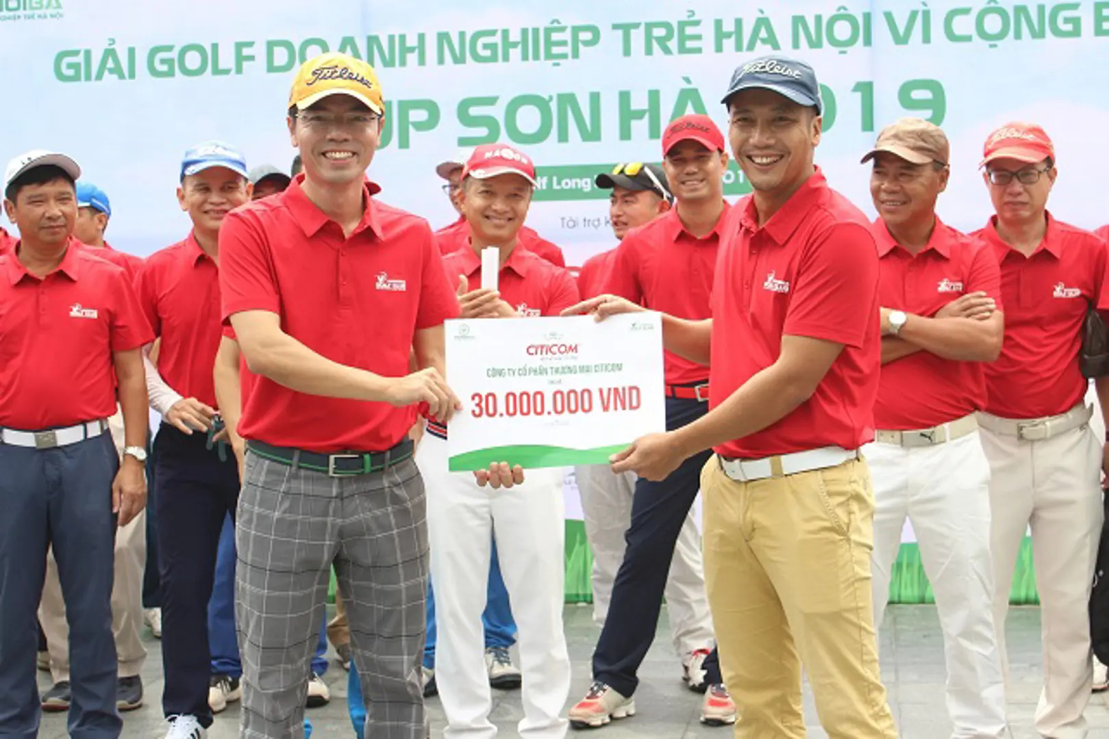 Hơn 200 Golfers tham dự Giải Golf Doanh nghiệp trẻ Hà Nội vì Cộng đồng 2019