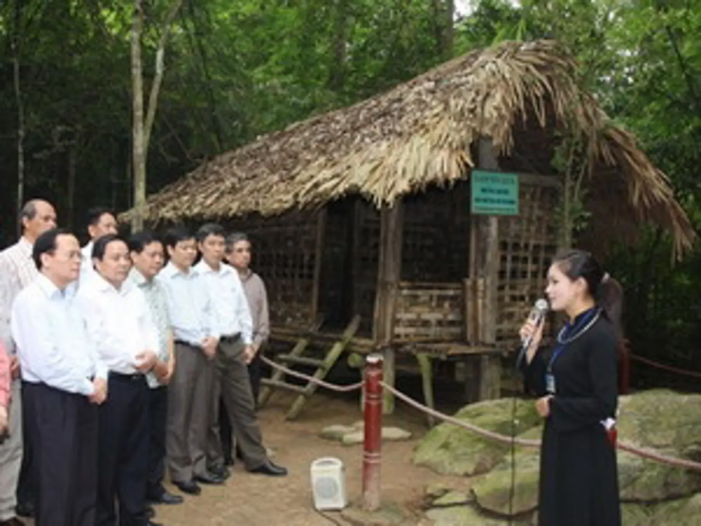 Phó Thủ tướng kết luận về Đề án xây dựng chính sách hỗ trợ xã, vùng An toàn khu