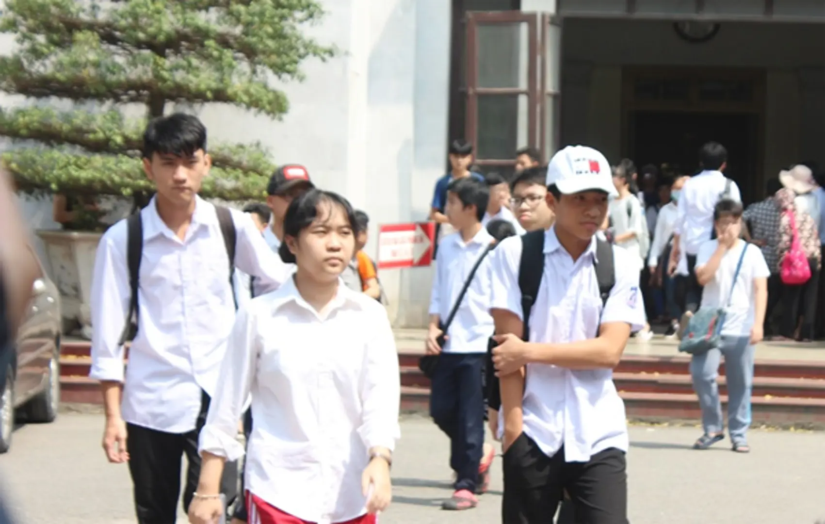 Đề thi Toán chuyên Khoa học Tự nhiên: Đề khó, điểm 5 sẽ chiếm số lượng lớn