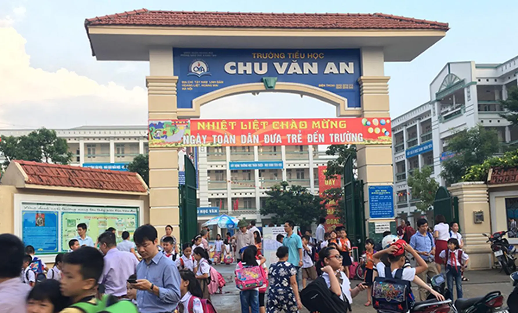 Hà Nội: Hiệu trưởng trường Tiểu học Chu Văn An trần tình về lịch học “lạ”