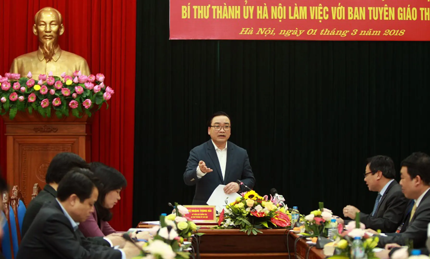 Bí thư Hoàng Trung Hải: “Đưa việc xây dựng người Hà Nội thanh lịch văn minh vào nếp văn hóa của người dân”