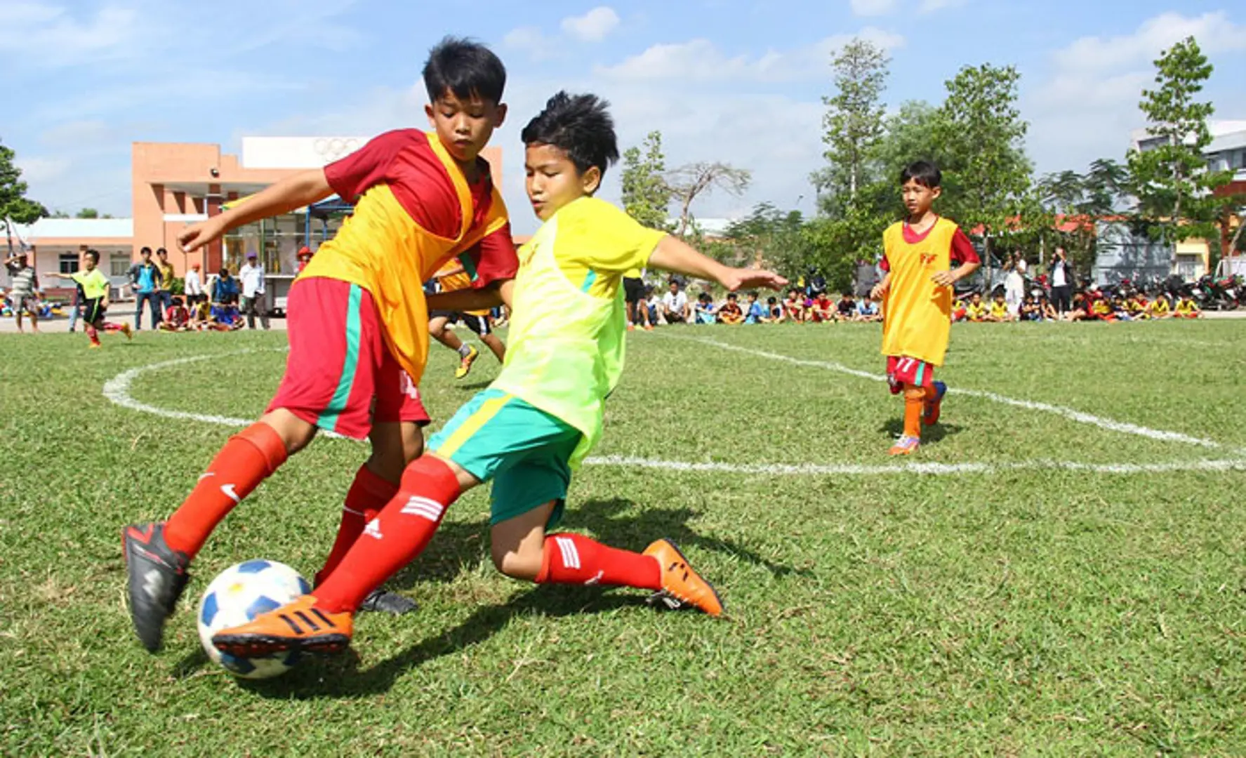 PVF tuyển sinh khóa 10, tìm kiếm tài năng trẻ trên toàn quốc