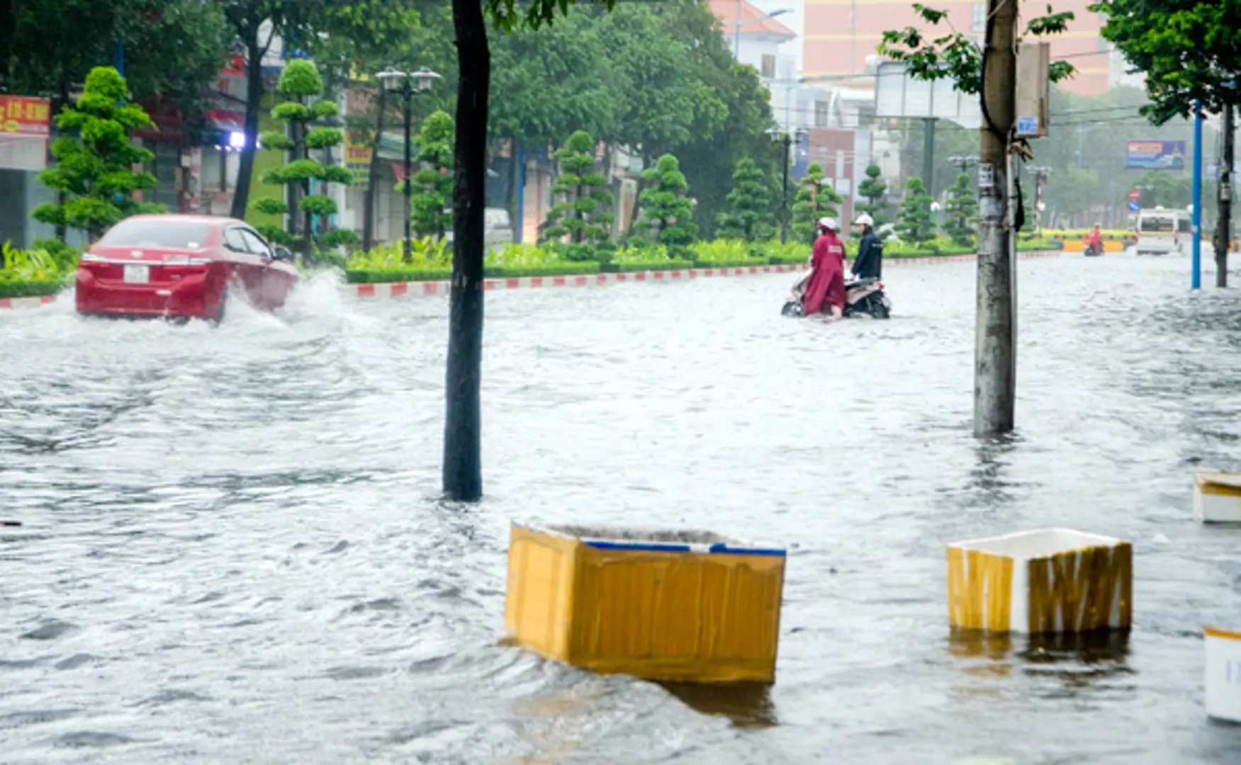 Bão số 9 suy yếu thành áp thấp nhiệt đới, Tây Nguyên và Nam Bộ mưa lớn