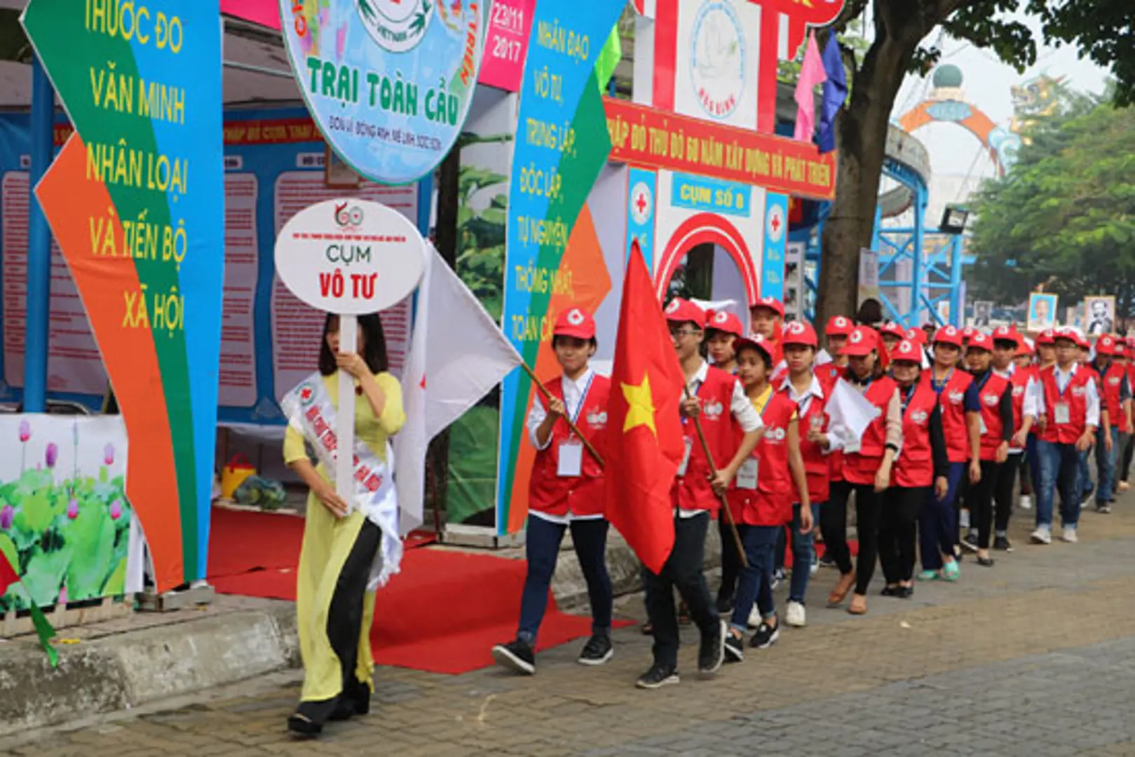 Sôi nổi Hội trại thanh thiếu niên Chữ thập đỏ Thủ đô lần thứ IX