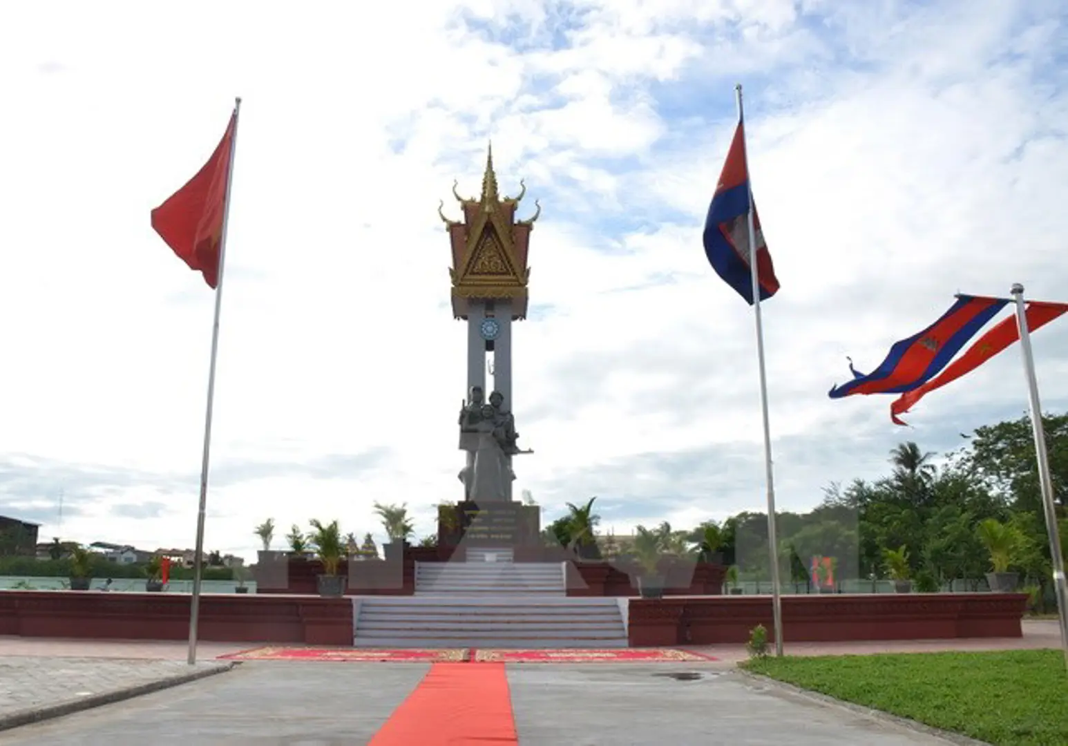 Khánh thành đài hữu nghị Việt Nam - Campuchia tại tỉnh Koh Kong