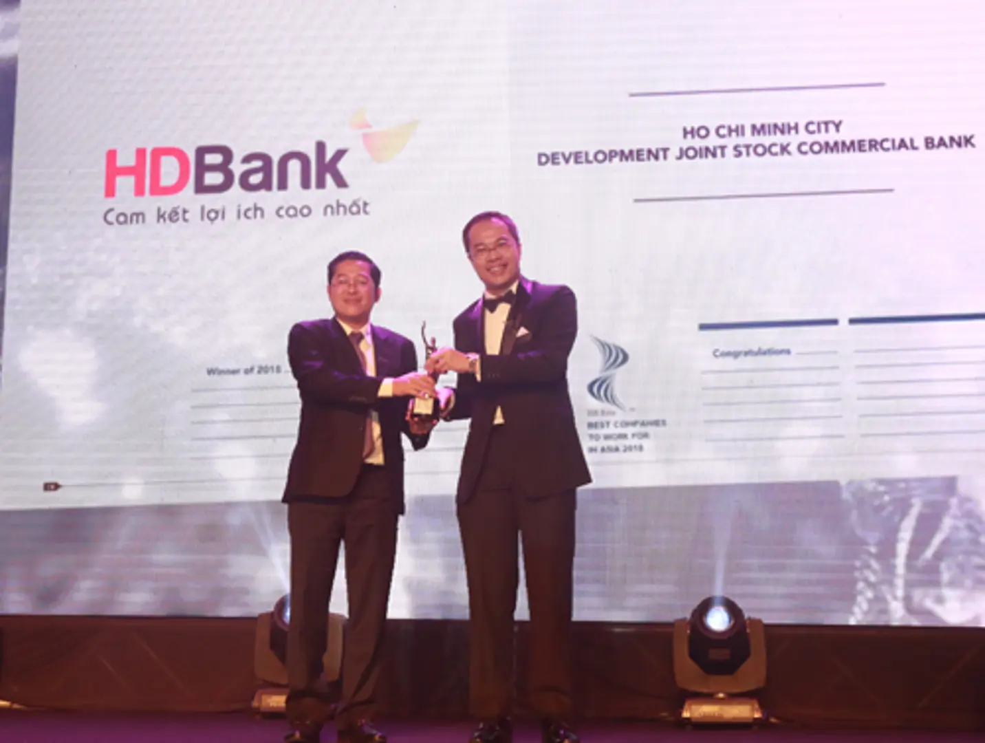 HDBank được bình chọn là nơi làm việc tốt nhất châu Á năm 2018