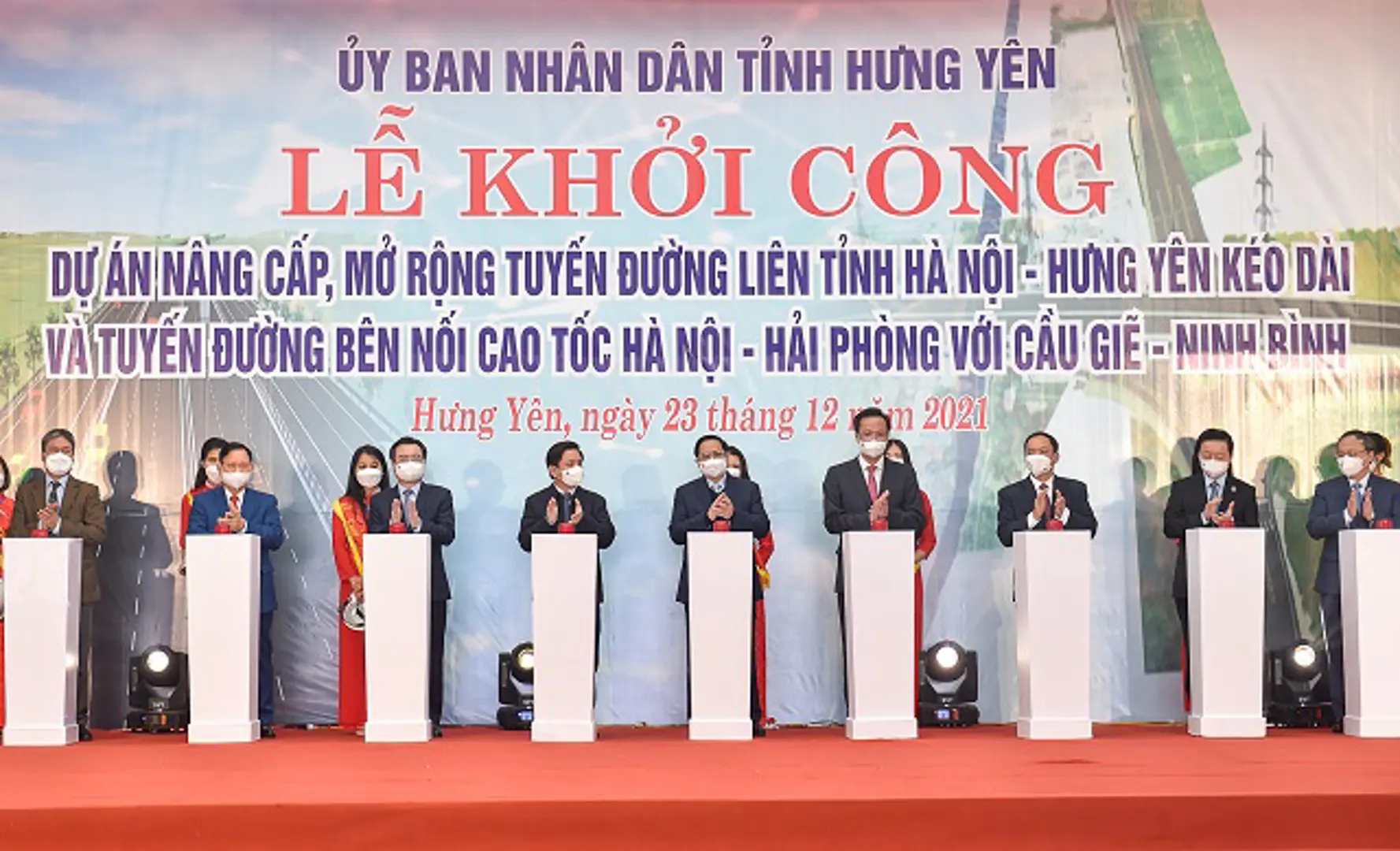 Thủ tướng dự lễ khởi công một số dự án hạ tầng chiến lược để Hưng Yên ‘tự lực phát triển’