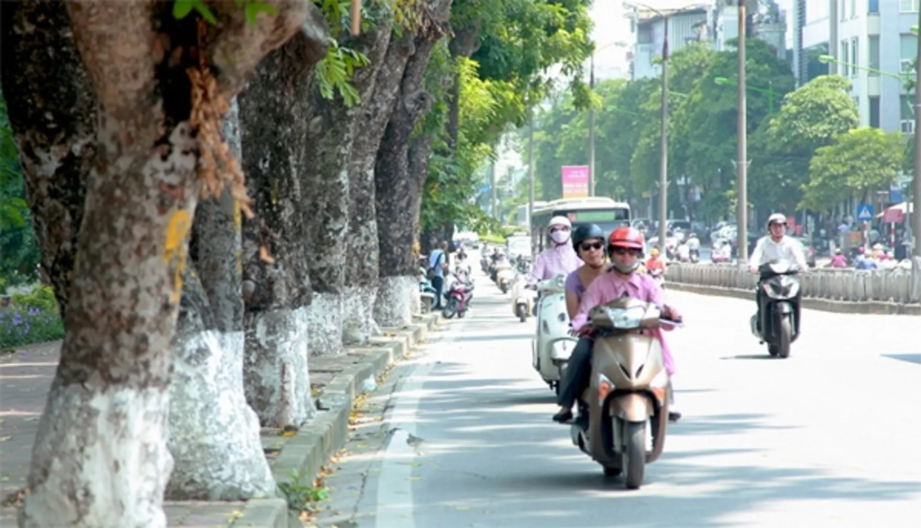 Hà Nội tiếp tục nắng đẹp, nhiệt độ cao nhất 34 độ C