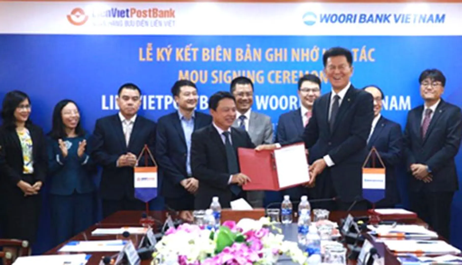 LienVietPostBank hợp tác cùng Woori Bank Việt Nam cung cấp nhiều dịch vụ trên ví Việt