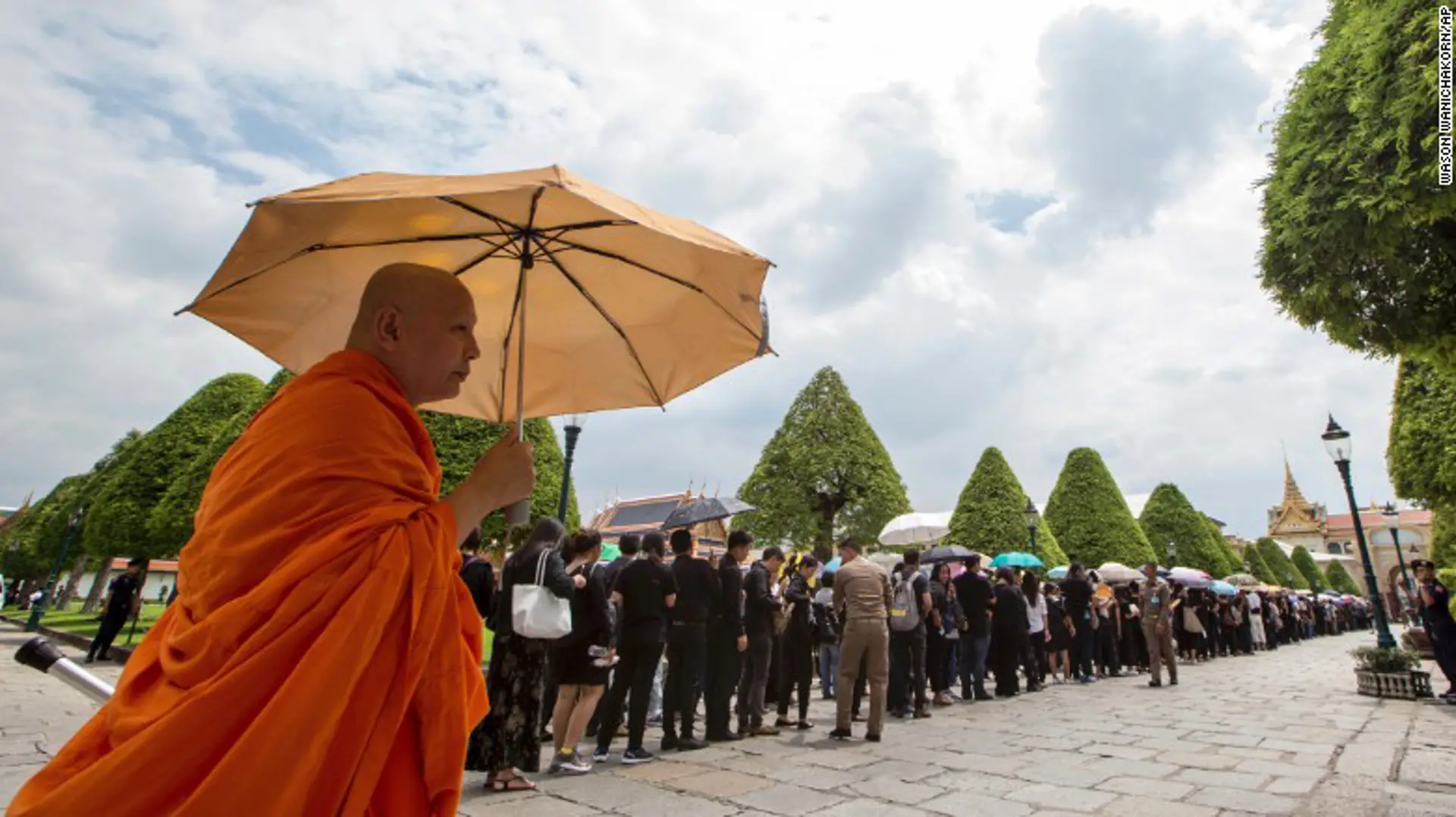 Hàng trăm nghìn người Thái Lan đến tiễn đưa cố Quốc vương Bhumibol Adulyadej