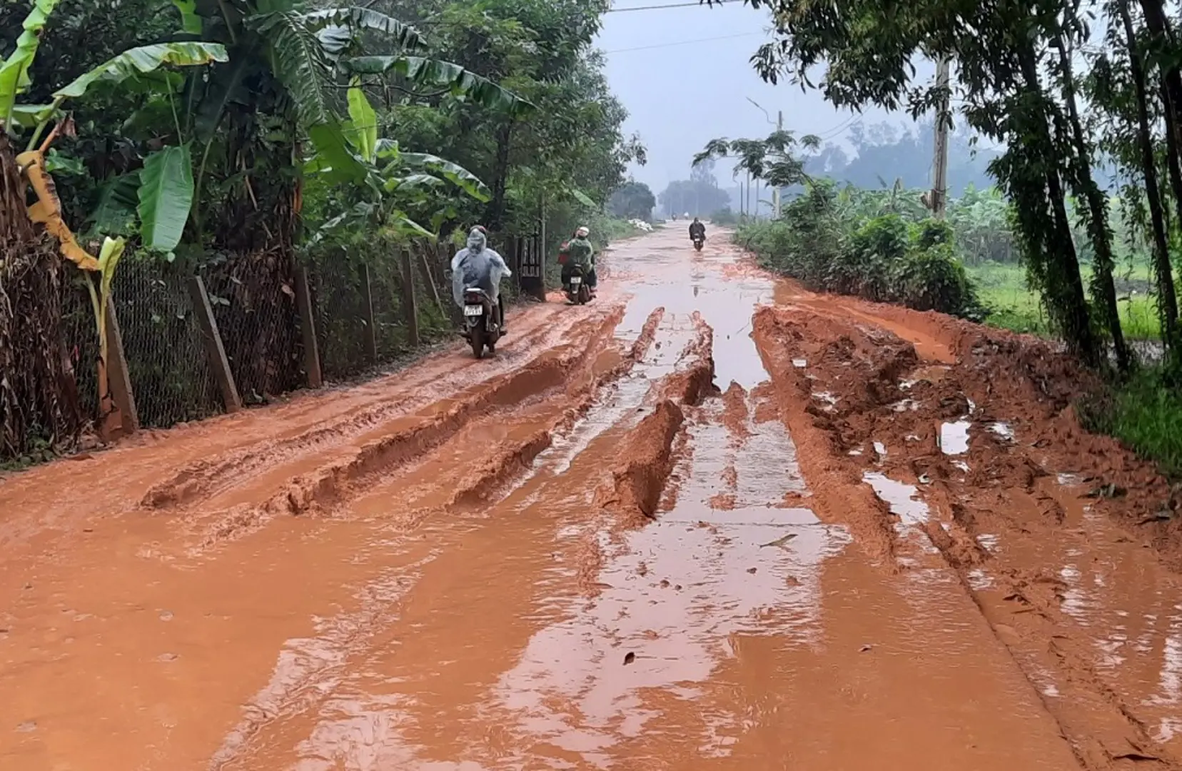 Quảng Trị: Nhiều công trình tiền tỷ dang dở vì thiếu vốn, vướng giải phóng mặt bằng