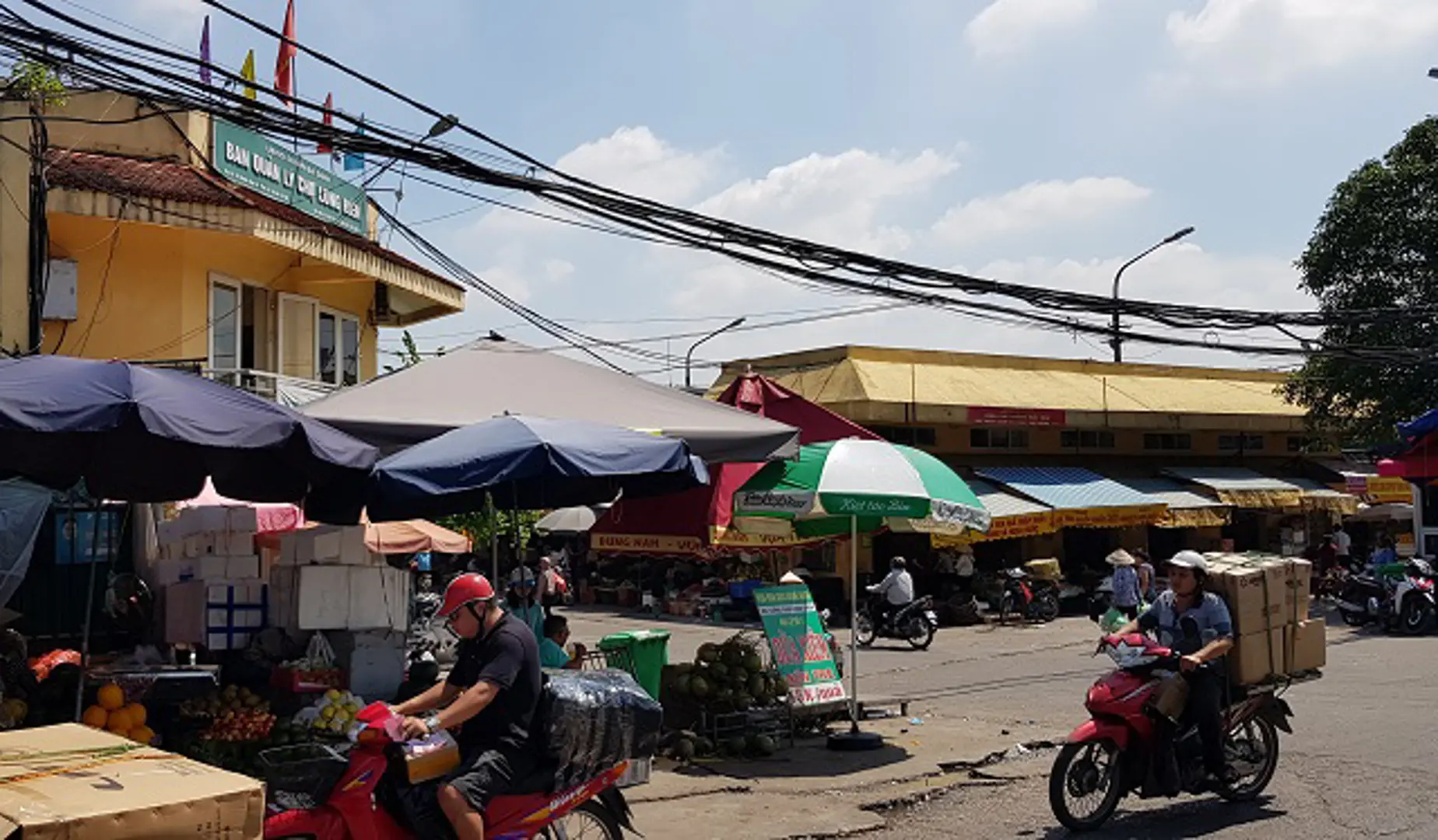 Trước thông tin về hành vi “bảo kê” tại chợ Long Biên: Công an quận Ba Đình đang vào cuộc điều tra làm rõ