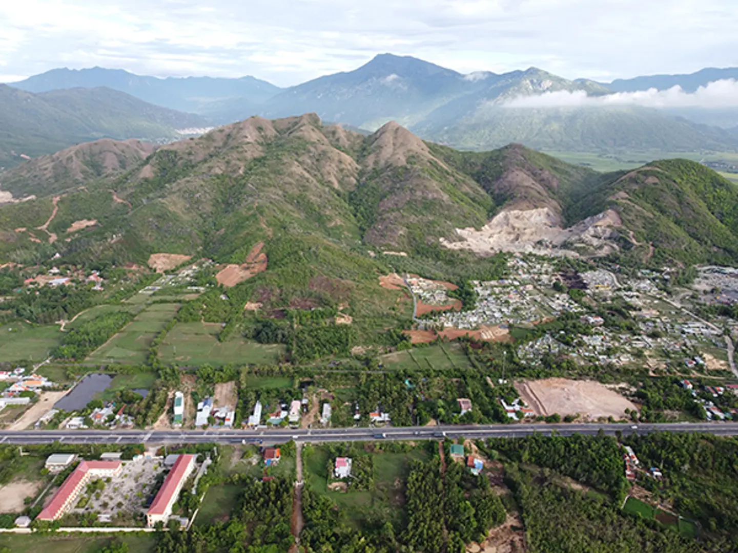 Bộ Giao thông Vận tải lý giải việc không đầu tư tuyến đường sắt Buôn Ma Thuột - Tuy Hòa