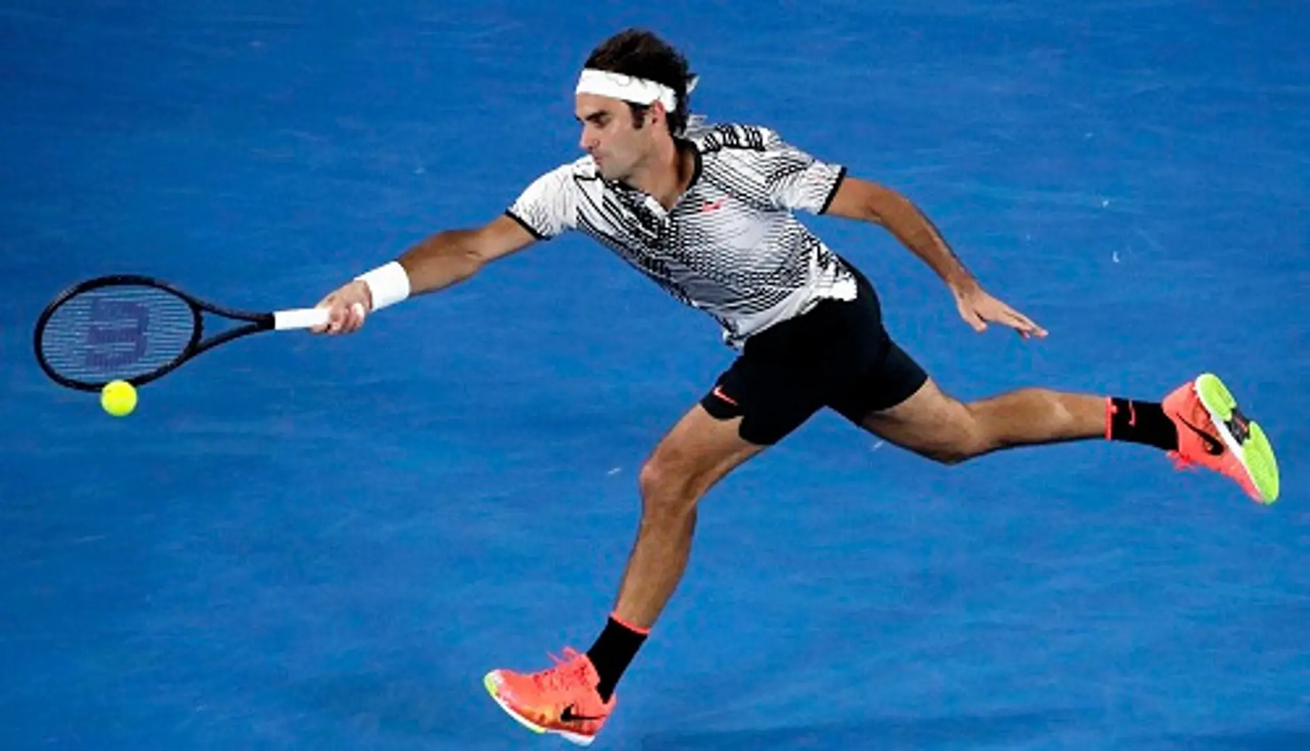 Federer đánh bại Wawrinka, vào chung kết Australia Mở rộng