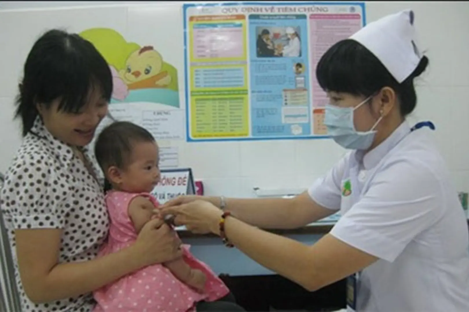 Tiêm đủ 2 mũi vaccine để phòng bệnh sởi