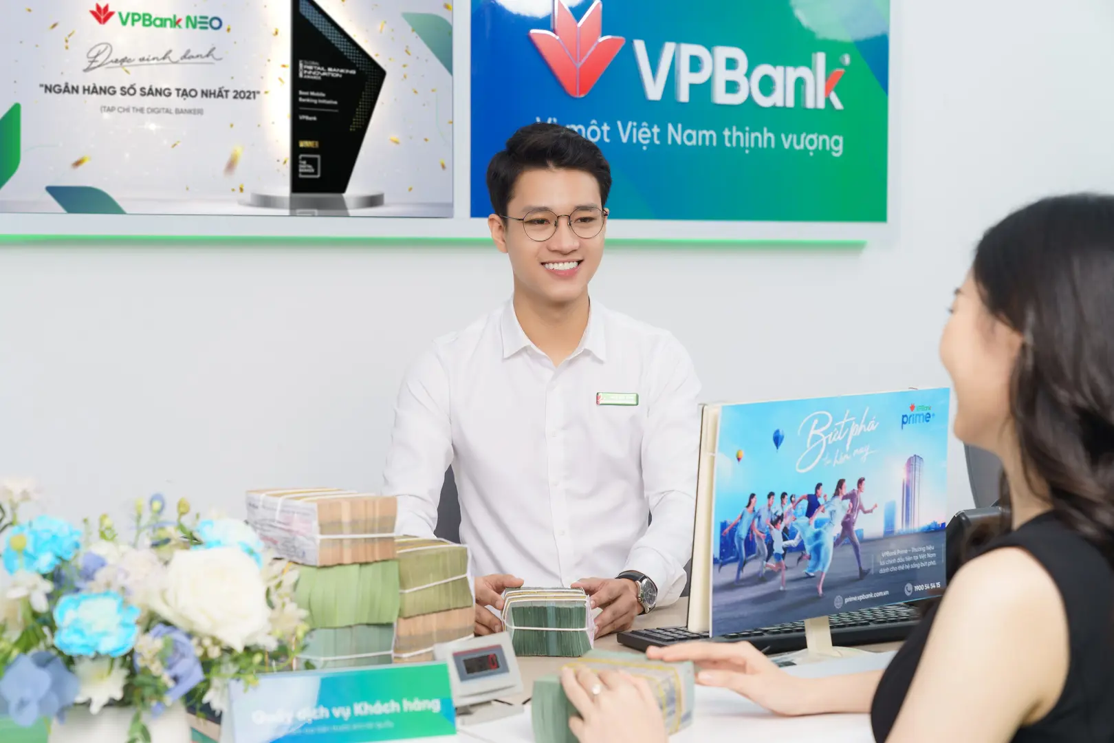 Chào Xuân Nhâm Dần, VPBank dành hàng nghìn quà tặng tri ân khách hàng gửi tiết kiệm