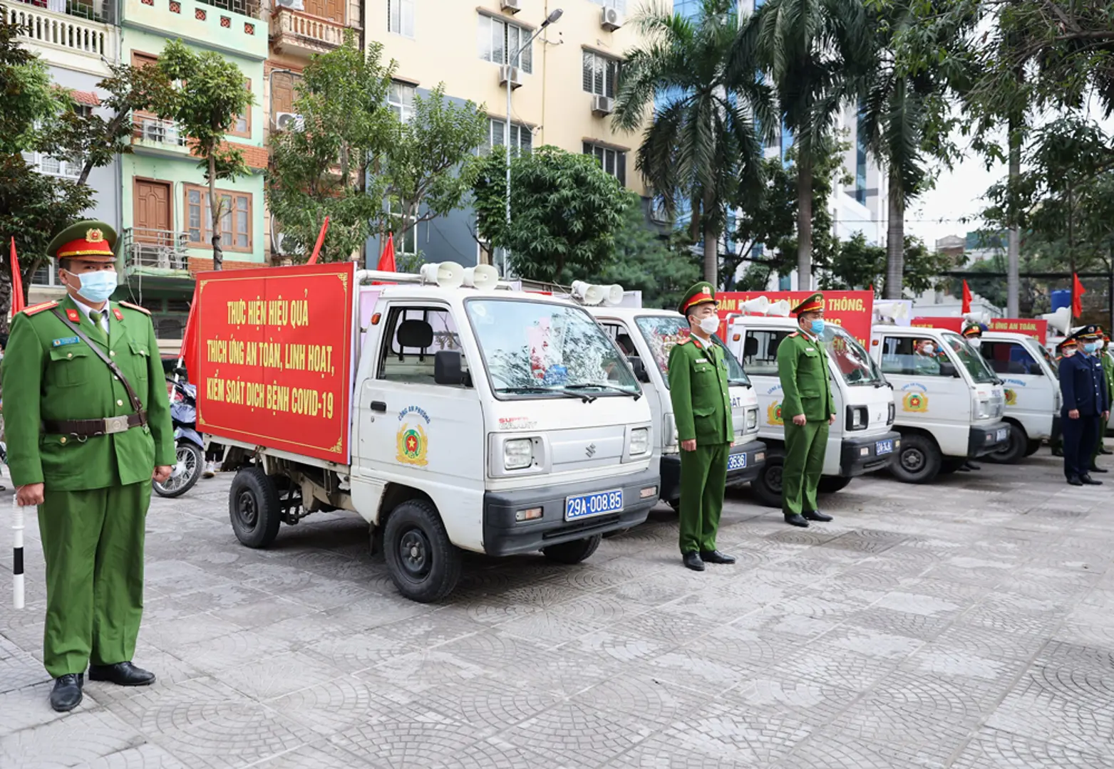 Hà Đông ra quân lập lại trật tự đô thị, giao thông dịp Tết Nguyên đán