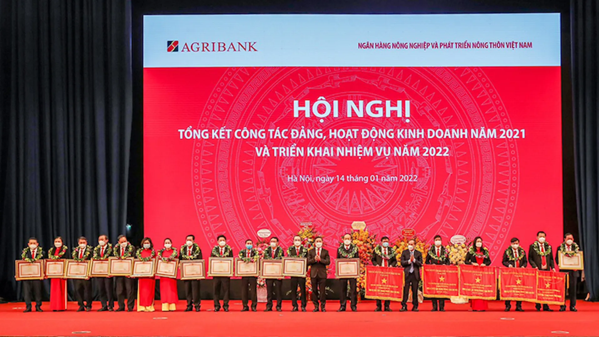 Agribank hoàn thành toàn diện 9/9 chỉ tiêu kinh doanh năm 2021