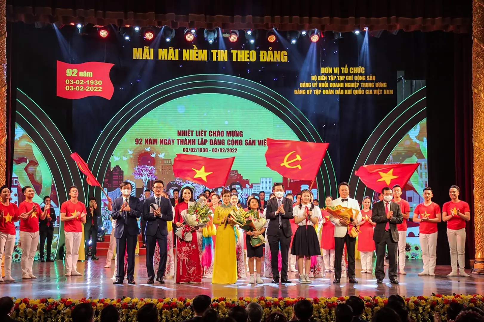 Petrovietnam đồng hành cùng chương trình "Mãi mãi niềm tin theo Đảng" 