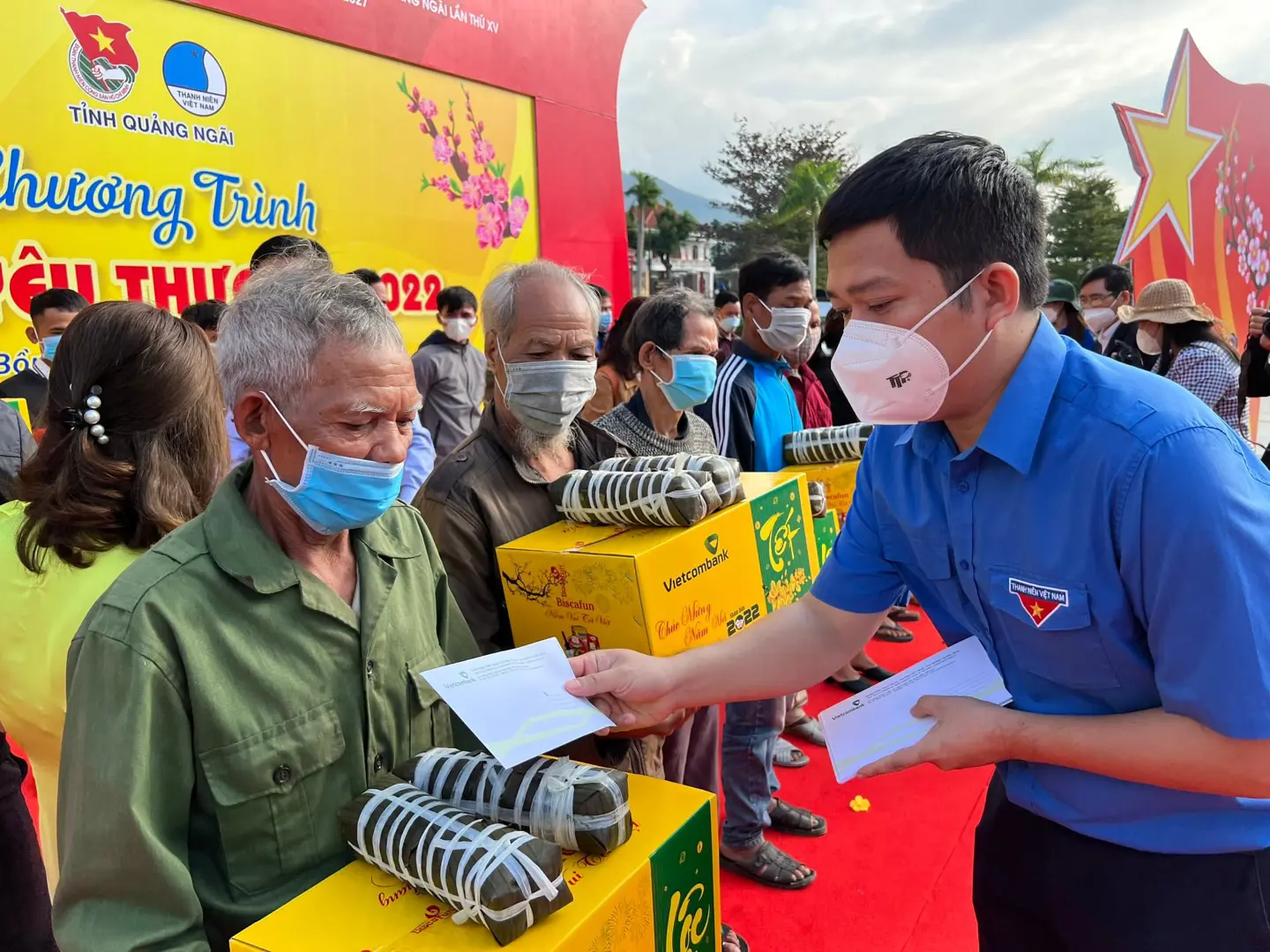 Ấm áp “Xuân yêu thương” tại miền núi Quảng Ngãi