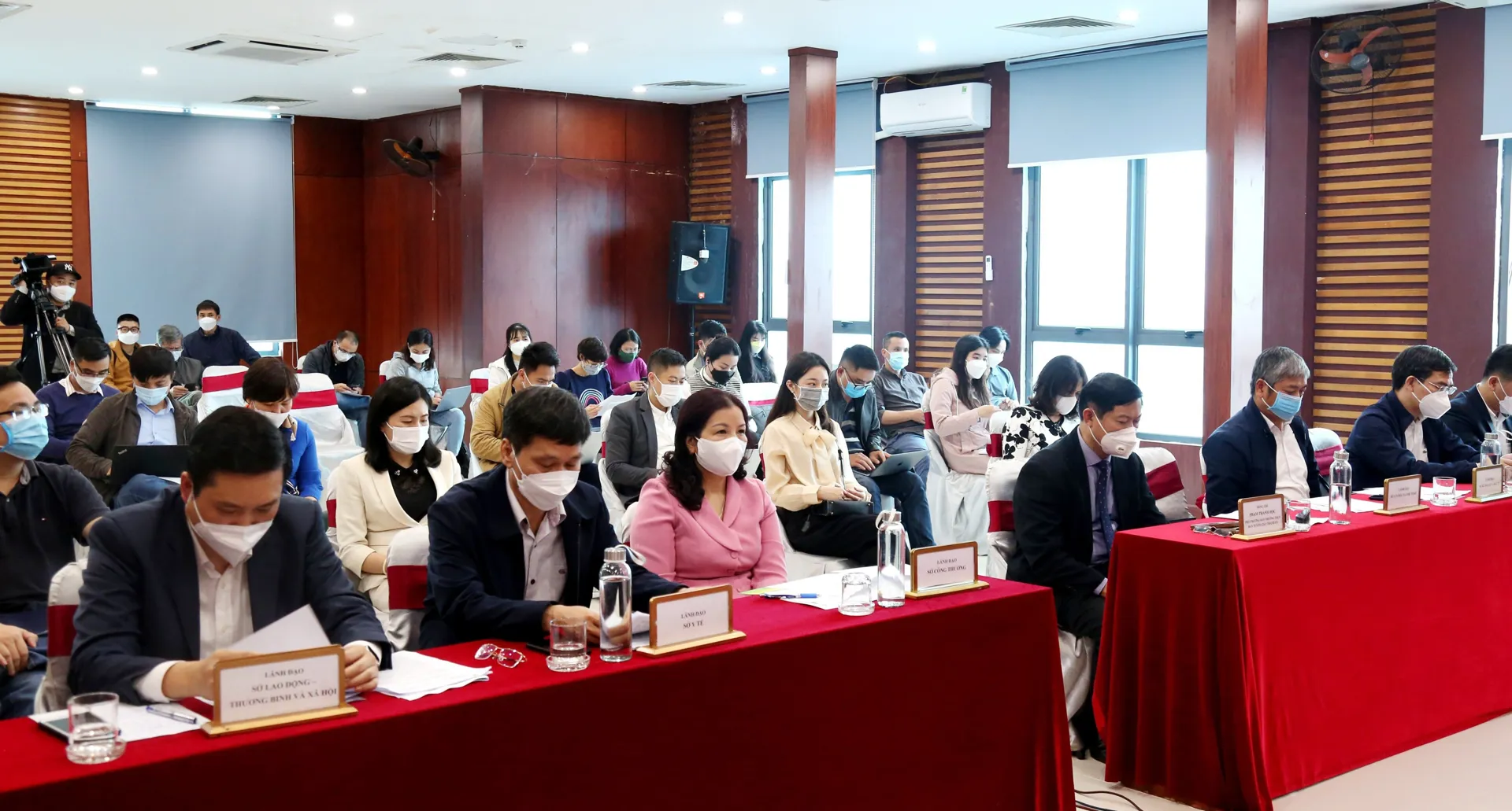 Toàn cảnh họp báo thông tin tình hình kinh tế - xã hội tháng 1 và nhiệm vụ trọng tâm tháng 2, công tác chuẩn bị phục vụ nhân dân Thủ đô đón Tết Nguyên đán Nhâm Dần 2022