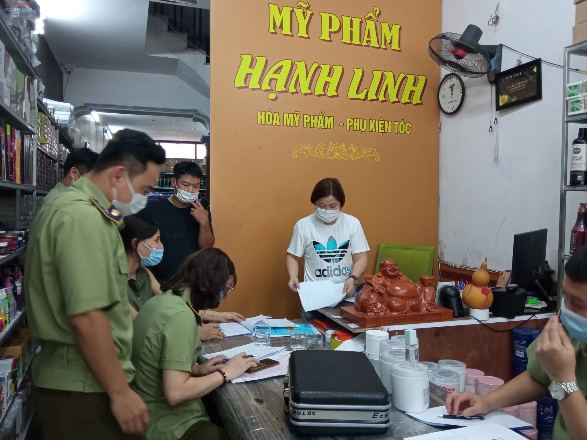 Đội Quản lý thị trường số 11 xử lý 219 vụ với 6,2 tỉ đồng