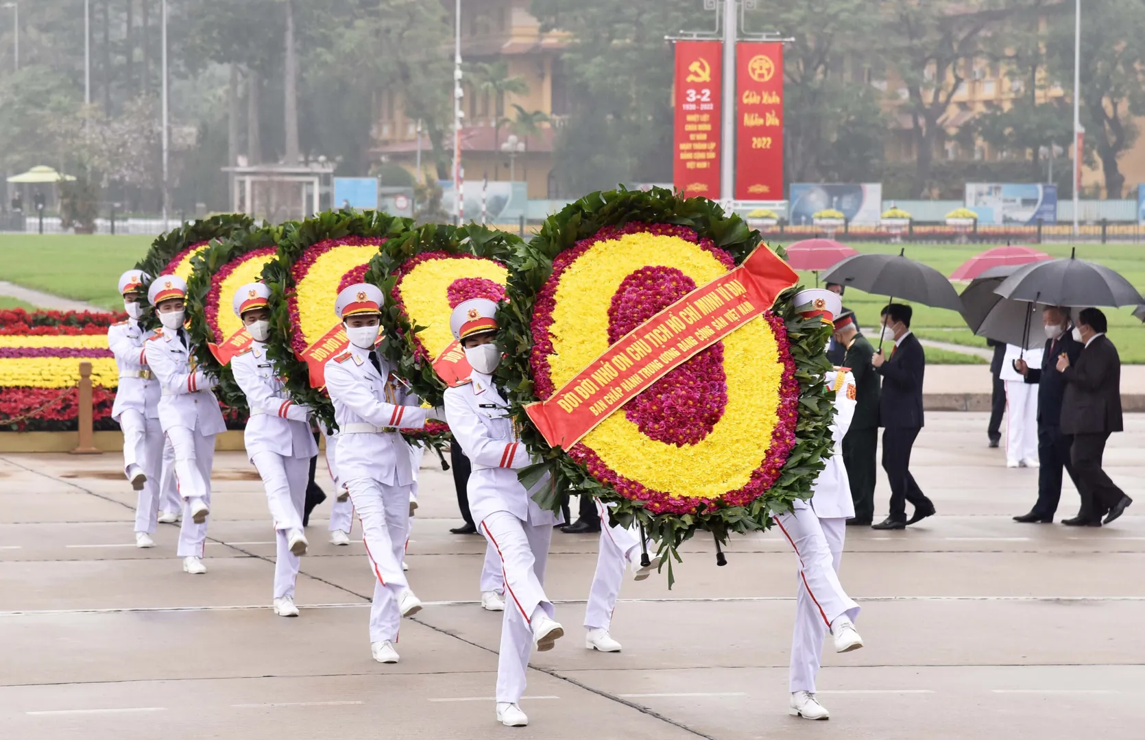 Lãnh đạo Đảng, Nhà nước, TP Hà Nội vào Lăng viếng Chủ tịch Hồ Chí Minh