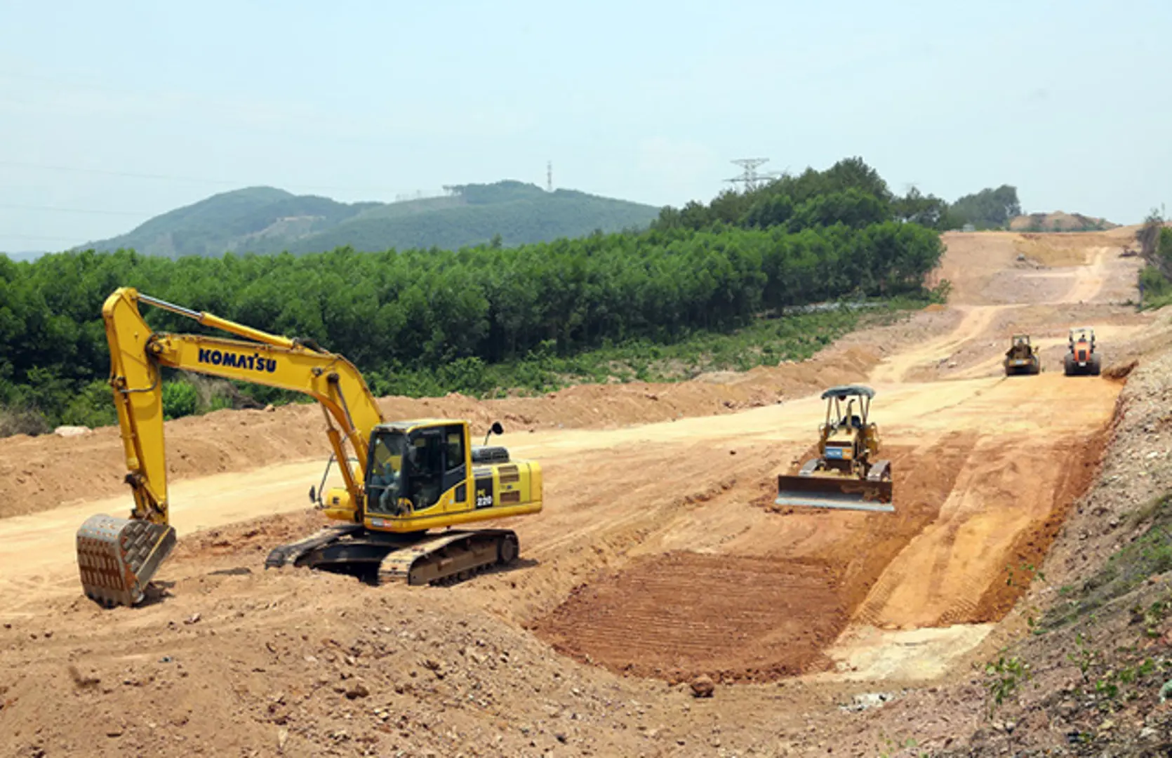 Chính phủ đồng ý cho chỉ định thầu để làm tuyến cao tốc Bắc - Nam