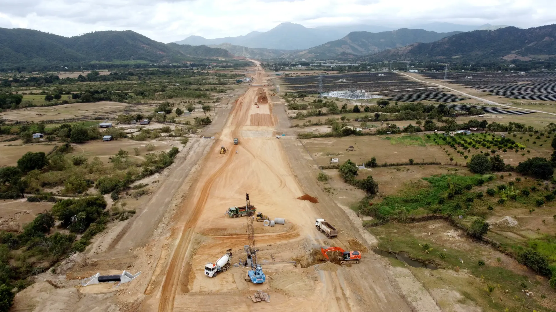 Cao tốc Nha Trang - Cam Lâm sẽ hoàn thành trước kế hoạch 4 tháng