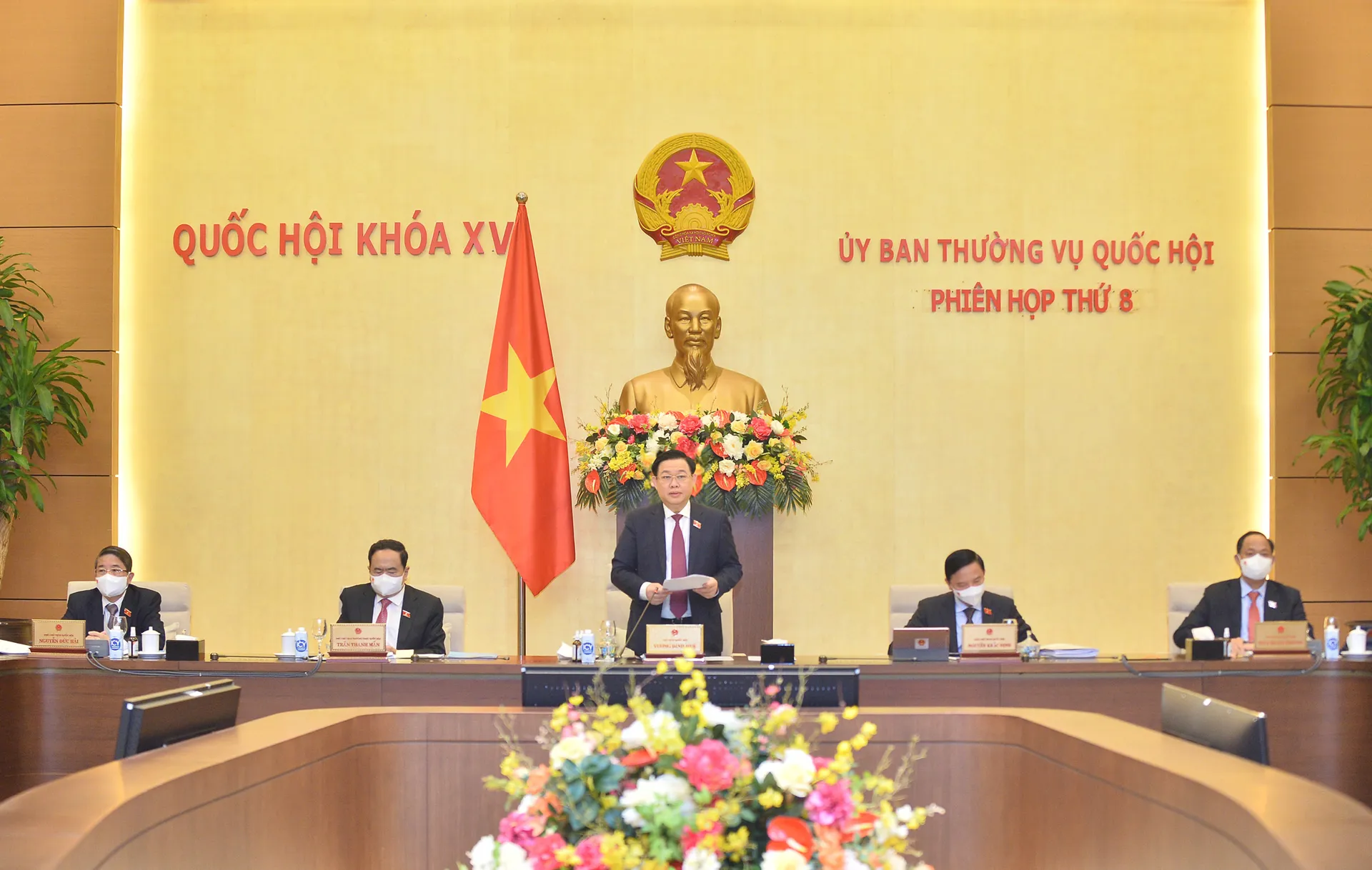Thường vụ Quốc hội khai mạc phiên họp thứ 8, tập trung cho công tác lập pháp
