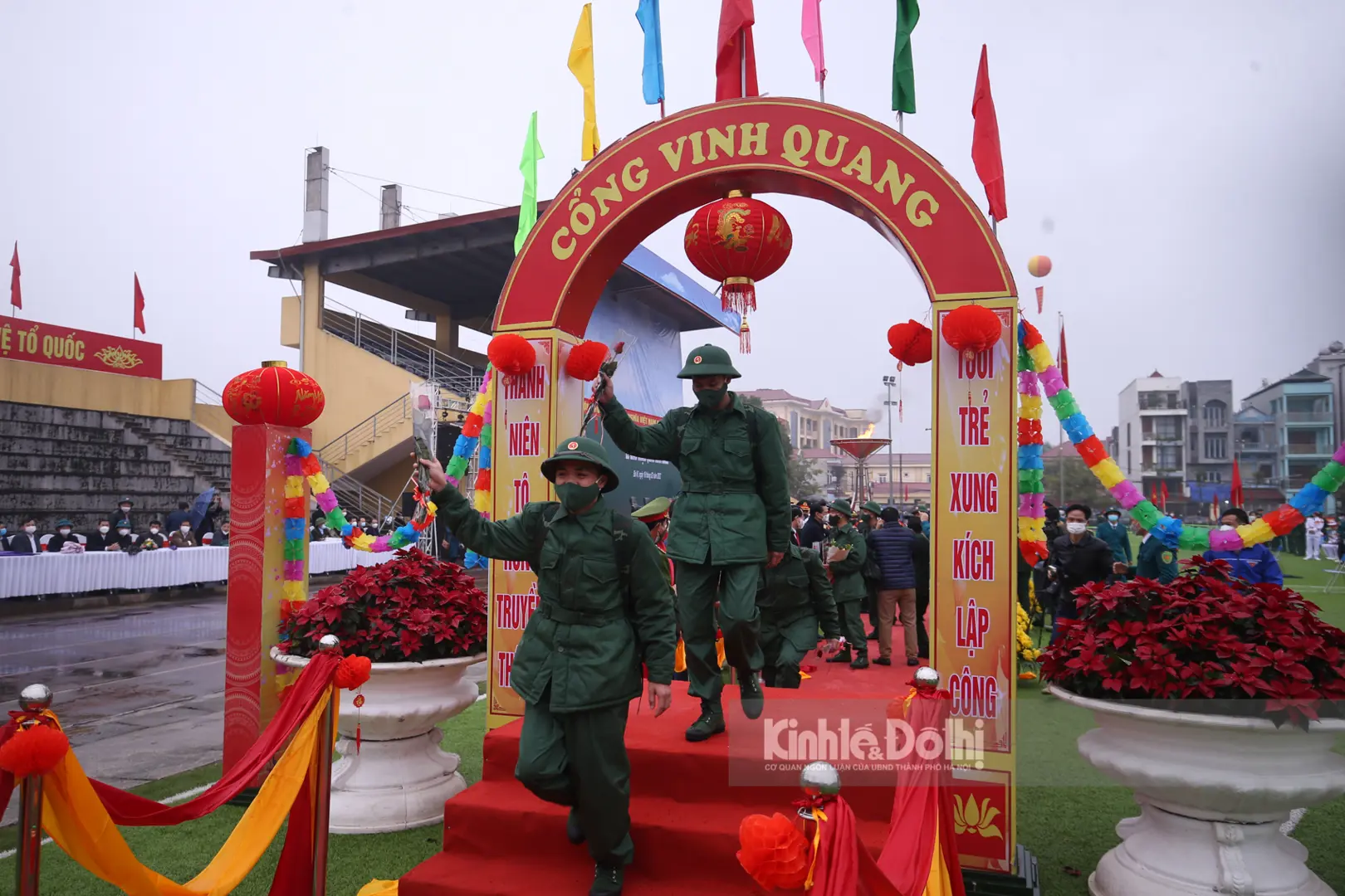 Huyện Ba Vì: 234 tân binh hào hứng lên đường nhập ngũ