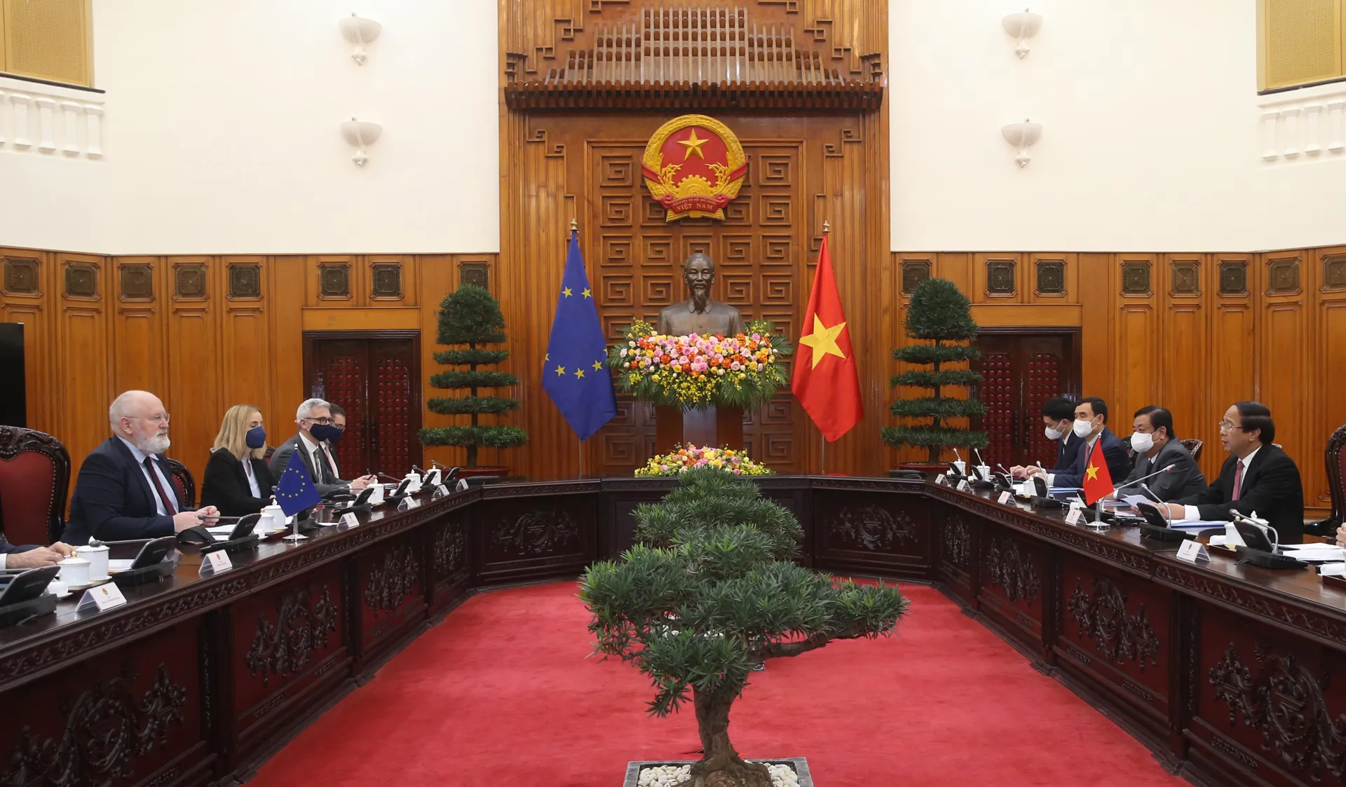 Việt Nam đề nghị EU tạo điều kiện thuận lợi cho hàng hoá xuất khẩu