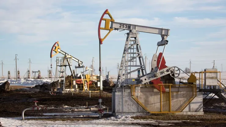 Dầu Brent lên mức 98,14 USD/thùng