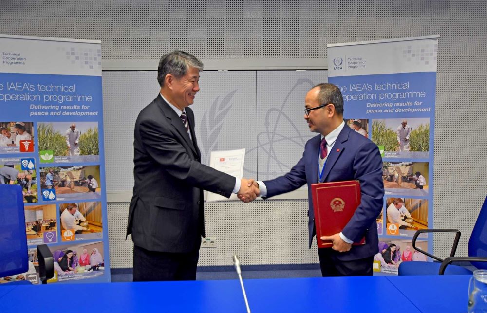 Vietnam becomes first signatory of IAEA 2022-27 cooperation 